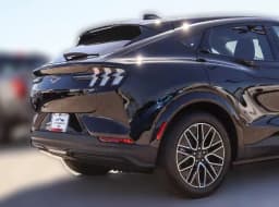 Ford Mustang Mach-E Premium RWD 2026 — side view