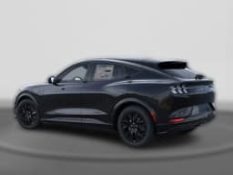 Ford Mustang Mach-E Premium RWD 2026 — side view