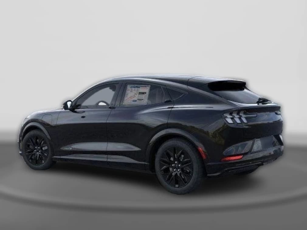 Ford Mustang Mach-E Premium RWD 2026 — side view