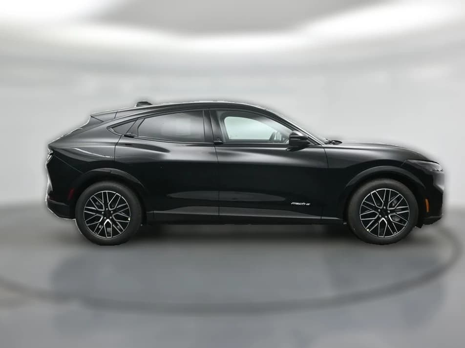 Ford Mustang Mach-E Premium RWD 2026 — side view