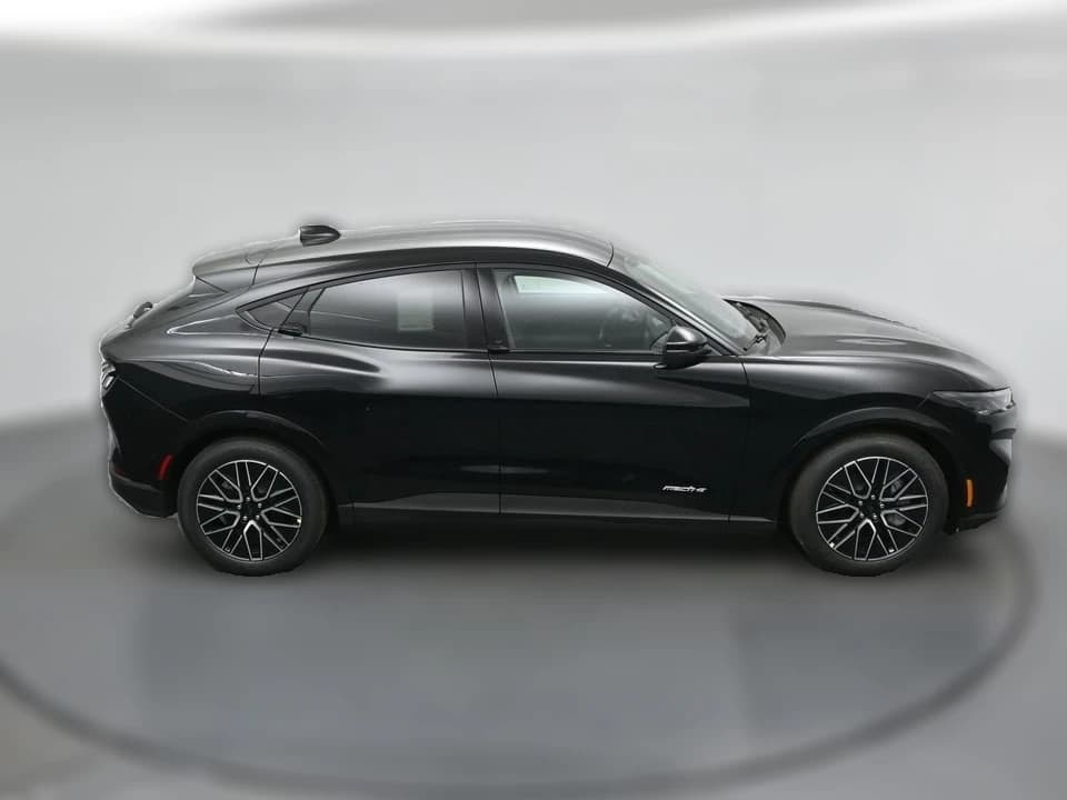 Ford Mustang Mach-E Premium RWD 2026 — side view