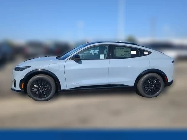 Ford Mustang Mach-E Premium RWD 2026 — side view
