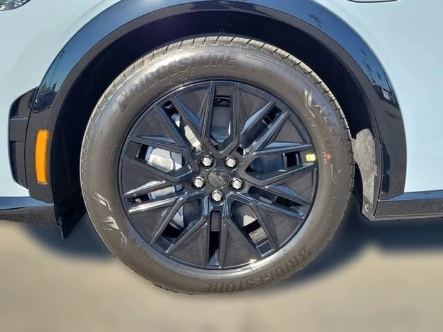 Ford Mustang Mach-E Premium RWD 2026 — side view