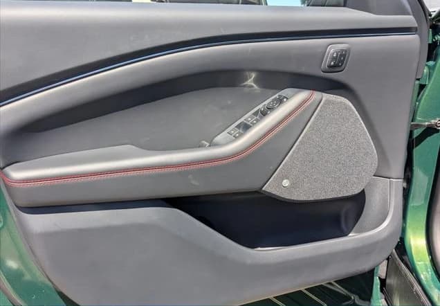 Ford Mustang Mach-E Premium RWD 2026 — side view
