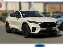 Ford Mustang Mach-E Premium AWD 2026 — side view