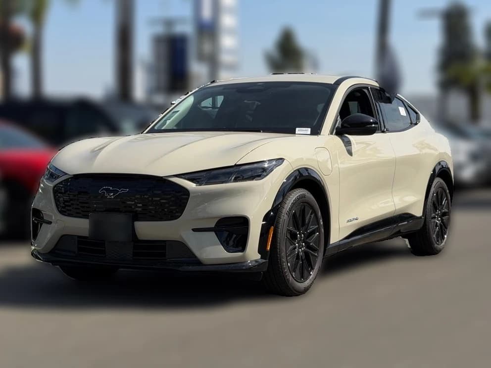 Ford Mustang Mach-E Premium AWD 2026 — side view