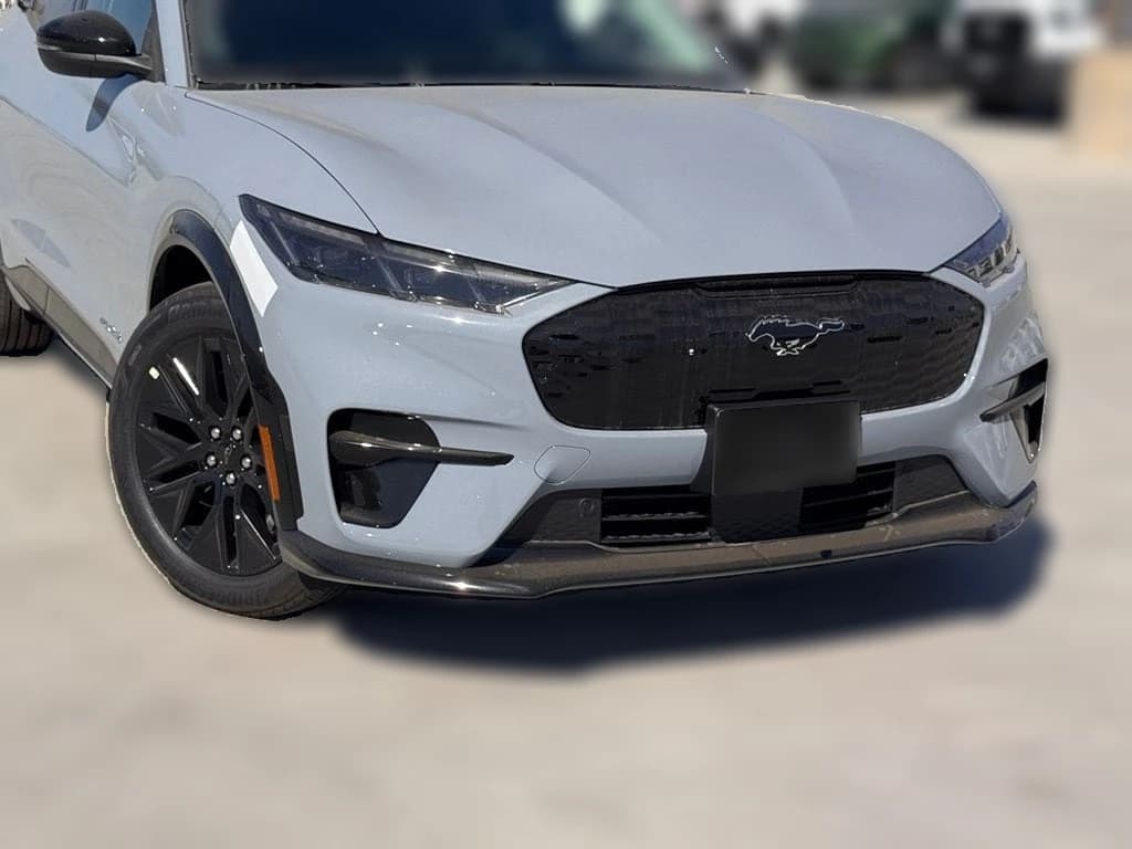 Ford Mustang Mach-E Premium AWD 2026 — side view