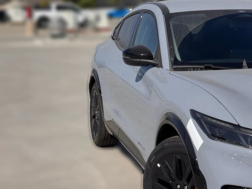 Ford Mustang Mach-E Premium AWD 2026 — side view