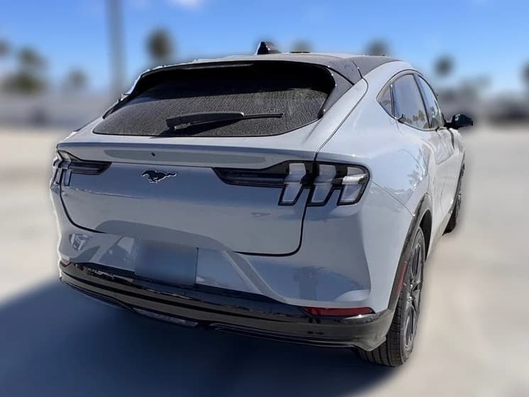 Ford Mustang Mach-E Premium AWD 2026 — side view