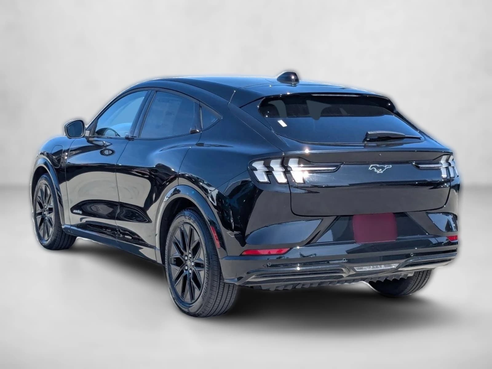 Ford Mustang Mach-E Premium AWD 2026 — side view