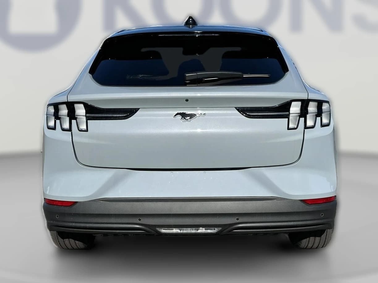Ford Mustang Mach-E Premium AWD 2026 — side view