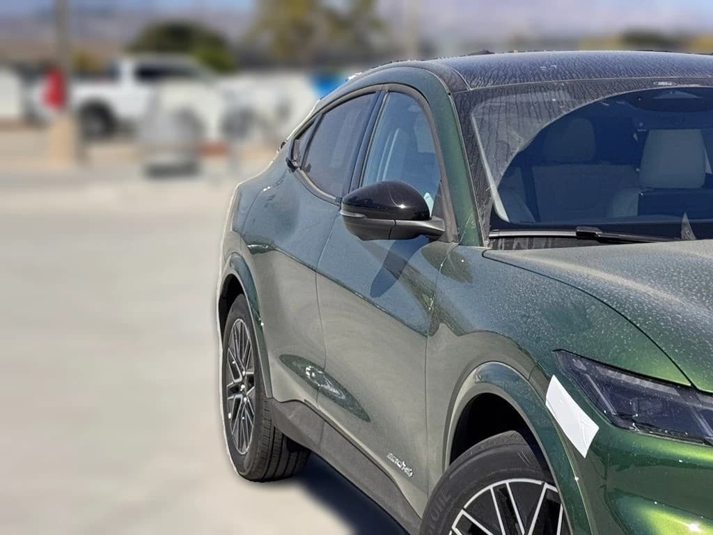 Ford Mustang Mach-E Premium AWD 2026 — side view