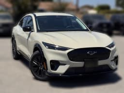 Ford Mustang Mach-E Premium AWD 2026 — side view