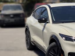 Ford Mustang Mach-E Premium AWD 2026 — side view
