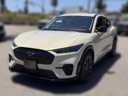 Ford Mustang Mach-E Premium AWD 2026 — side view
