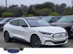 Ford Mustang Mach-E Premium AWD 2026 — side view