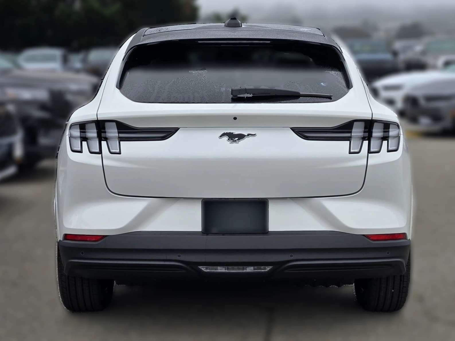 Ford Mustang Mach-E Premium AWD 2026 — side view