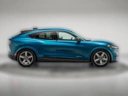 Ford Mustang Mach-E Premium AWD 2026 — side view