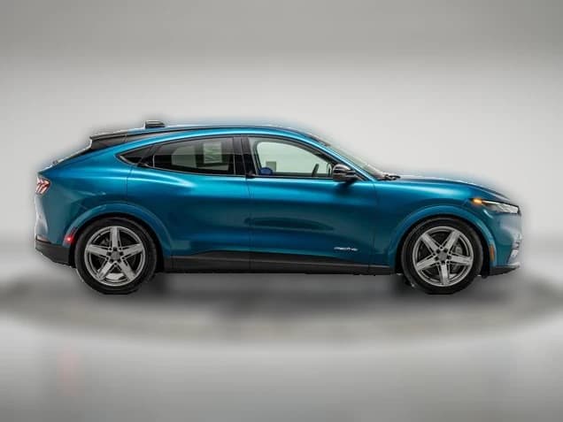Ford Mustang Mach-E Premium AWD 2026 — side view