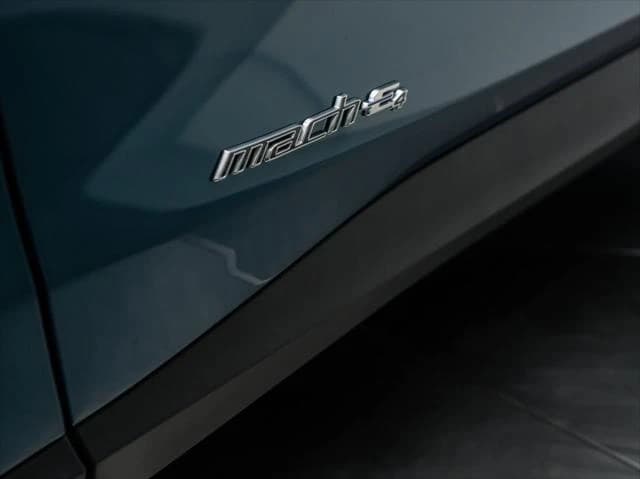 Ford Mustang Mach-E Premium AWD 2026 — side view