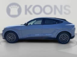 Ford Mustang Mach-E Premium AWD 2026 — side view