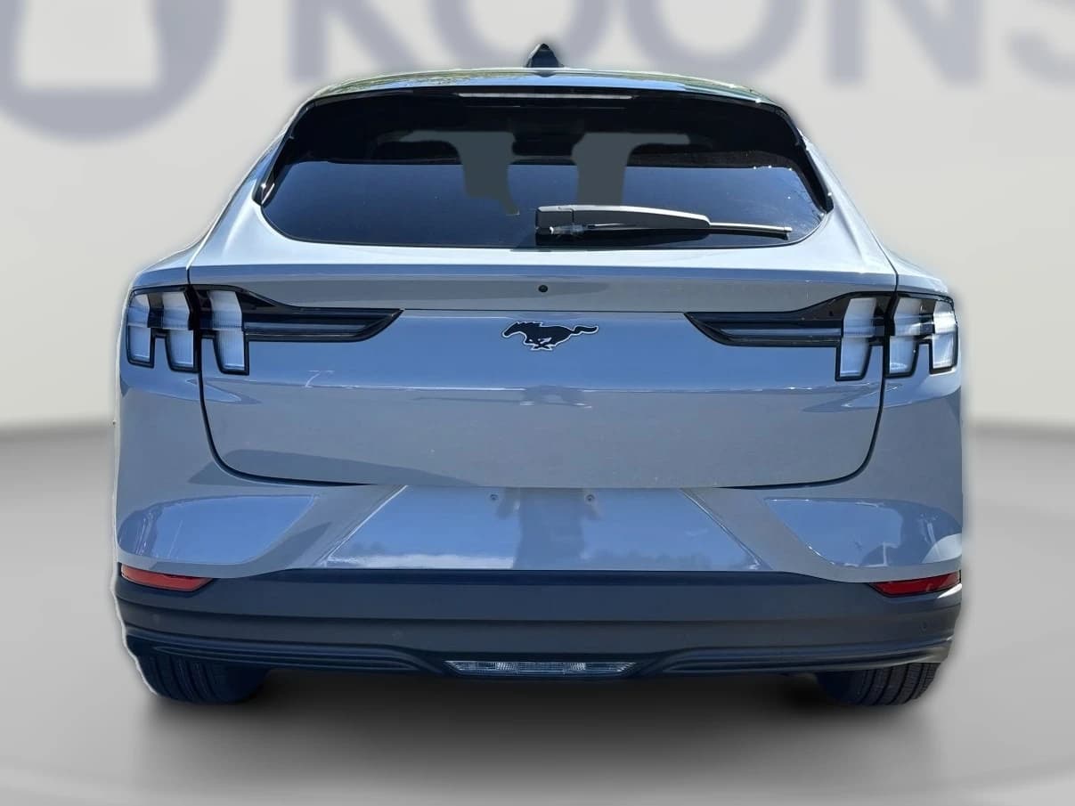 Ford Mustang Mach-E Premium AWD 2026 — side view