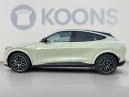 Ford Mustang Mach-E Premium AWD 2026 — side view