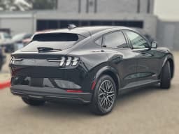 Ford Mustang Mach-E Premium AWD 2026 — side view