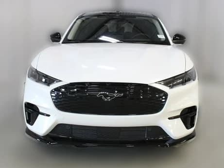 Ford Mustang Mach-E Premium AWD 2026 — side view