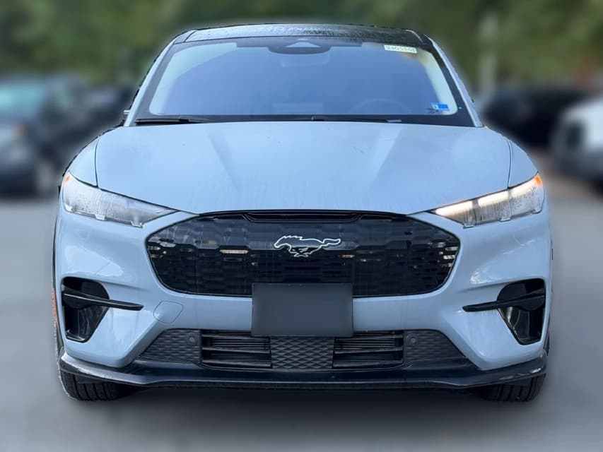 Ford Mustang Mach-E Premium AWD 2026 — side view