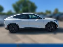 Ford Mustang Mach-E Premium AWD 2026 — side view