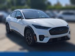 Ford Mustang Mach-E Premium AWD 2026 — side view