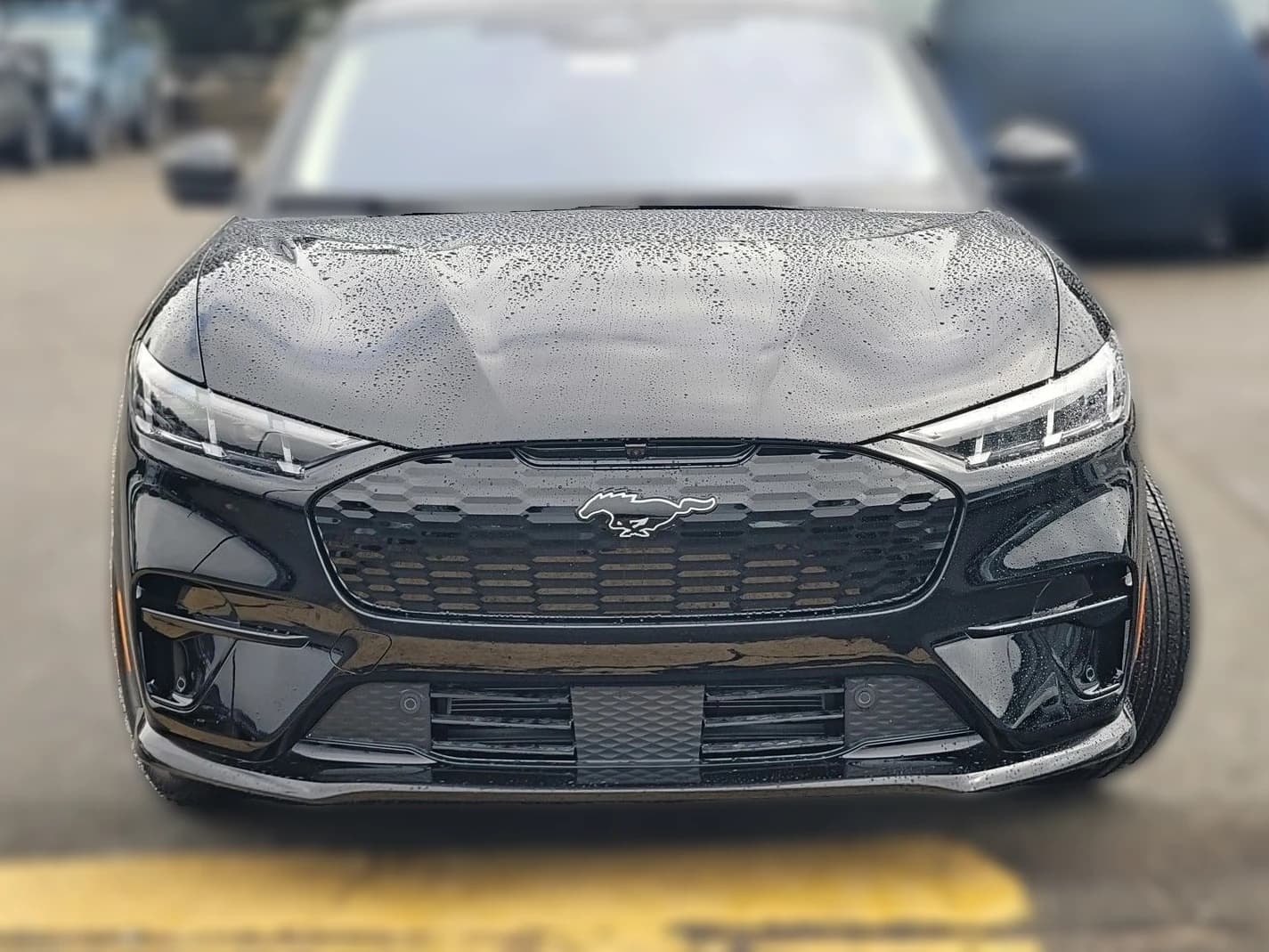 Ford Mustang Mach-E Premium AWD 2026 — side view