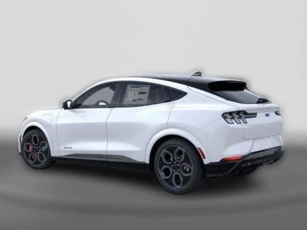 Ford Mustang Mach-E GT AWD 2026 — side view