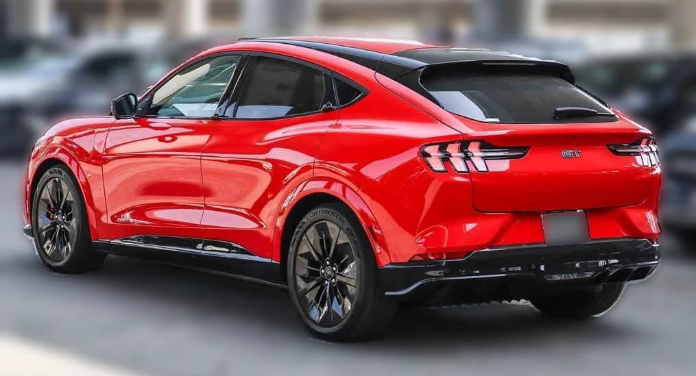 Ford Mustang Mach-E GT AWD 2026 — side view