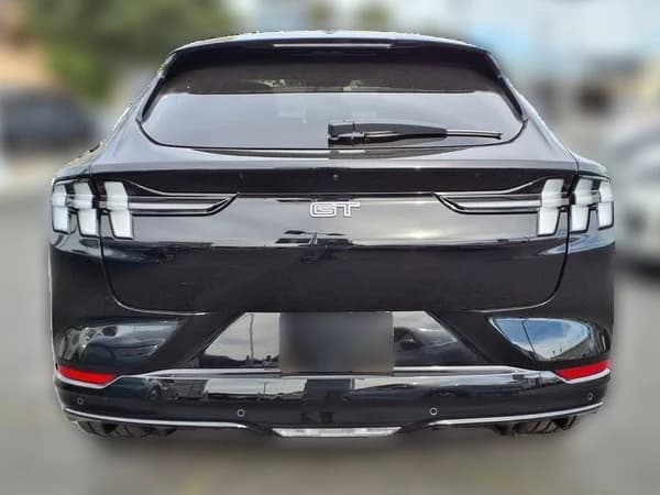 Ford Mustang Mach-E GT AWD 2026 — side view