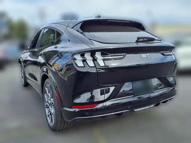 Ford Mustang Mach-E GT AWD 2026 — side view