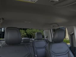 Ford Maverick Lobo Standard AWD SuperCrew 2026 — side view