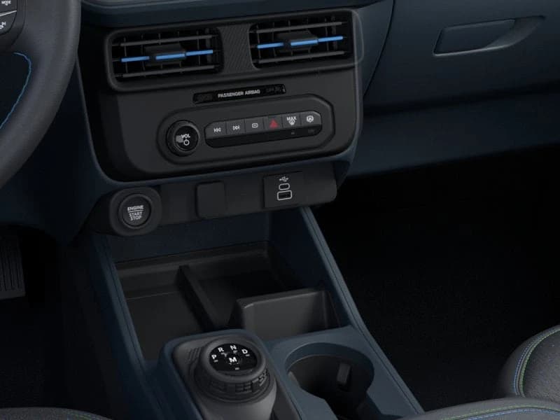 Ford Maverick Lobo Standard AWD SuperCrew 2026 — side view
