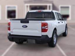 Ford Maverick XL FWD SuperCrew 2026 — side view