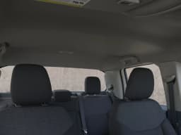 Ford Maverick XL FWD SuperCrew 2026 — side view