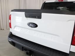 Ford Maverick XL FWD SuperCrew 2026 — side view