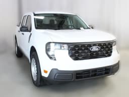 Ford Maverick XL FWD SuperCrew 2026 — side view