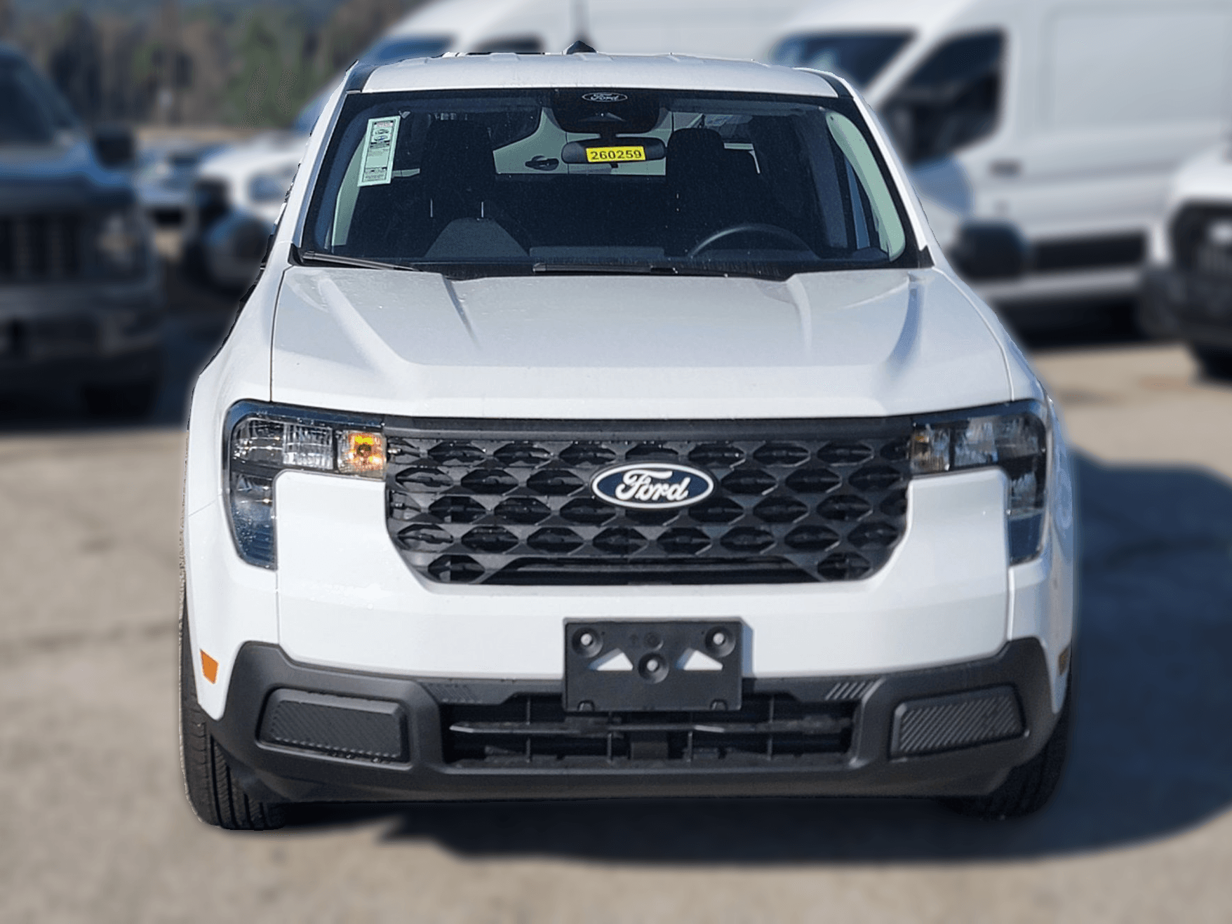Ford Maverick XL FWD SuperCrew 2026 — side view