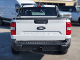 Ford Maverick XL FWD SuperCrew 2026 — side view