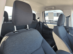 Ford Maverick XL FWD SuperCrew 2026 — side view