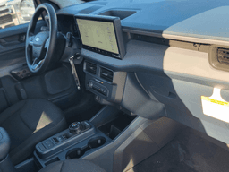 Ford Maverick XL FWD SuperCrew 2026 — side view
