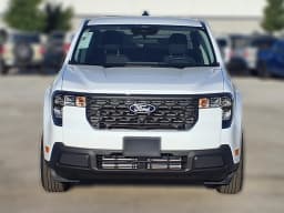 Ford Maverick XL FWD SuperCrew 2026 — side view