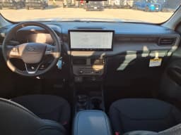 Ford Maverick XL FWD SuperCrew 2026 — side view