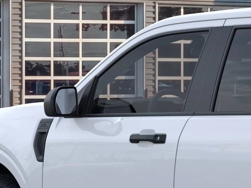 Ford Maverick XL AWD SuperCrew 2026 — side view